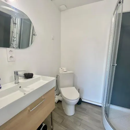 Studio Jules-marie - Refait A Neuf Centre Appartement *